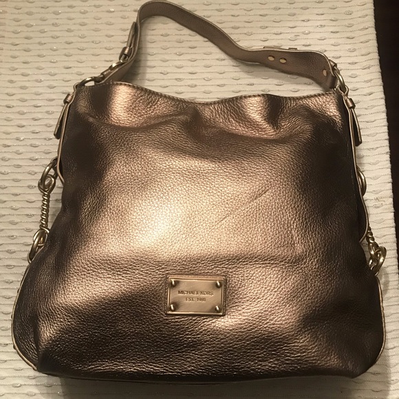 Michael Kors purse - Picture 1 of 5